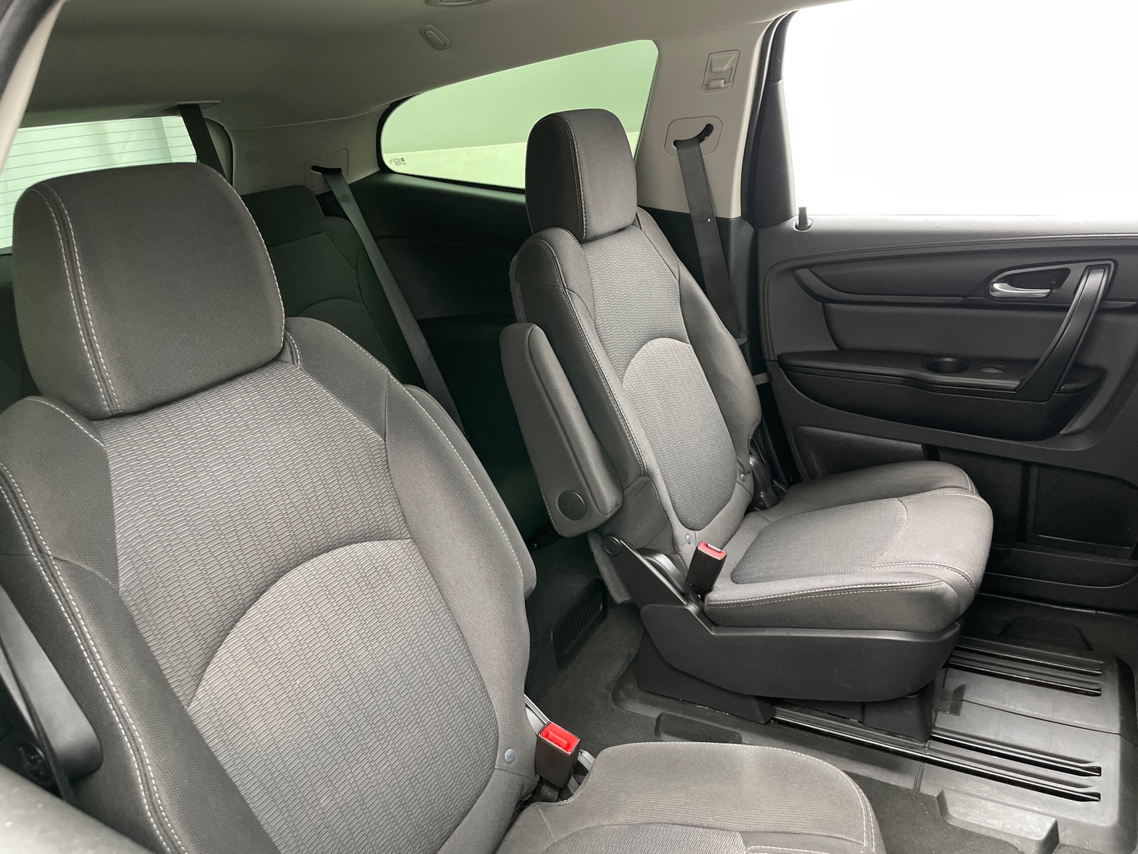 Thumbnail: 2017 Chevrolet Traverse - 6