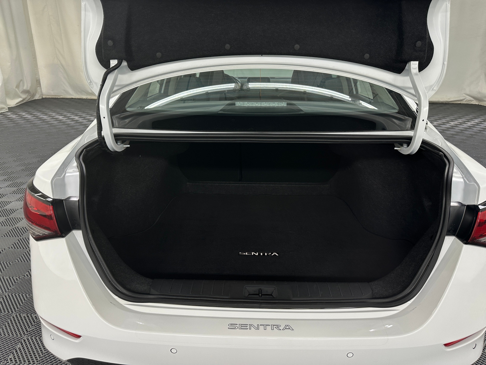 Thumbnail: 2025 Nissan Sentra - 7