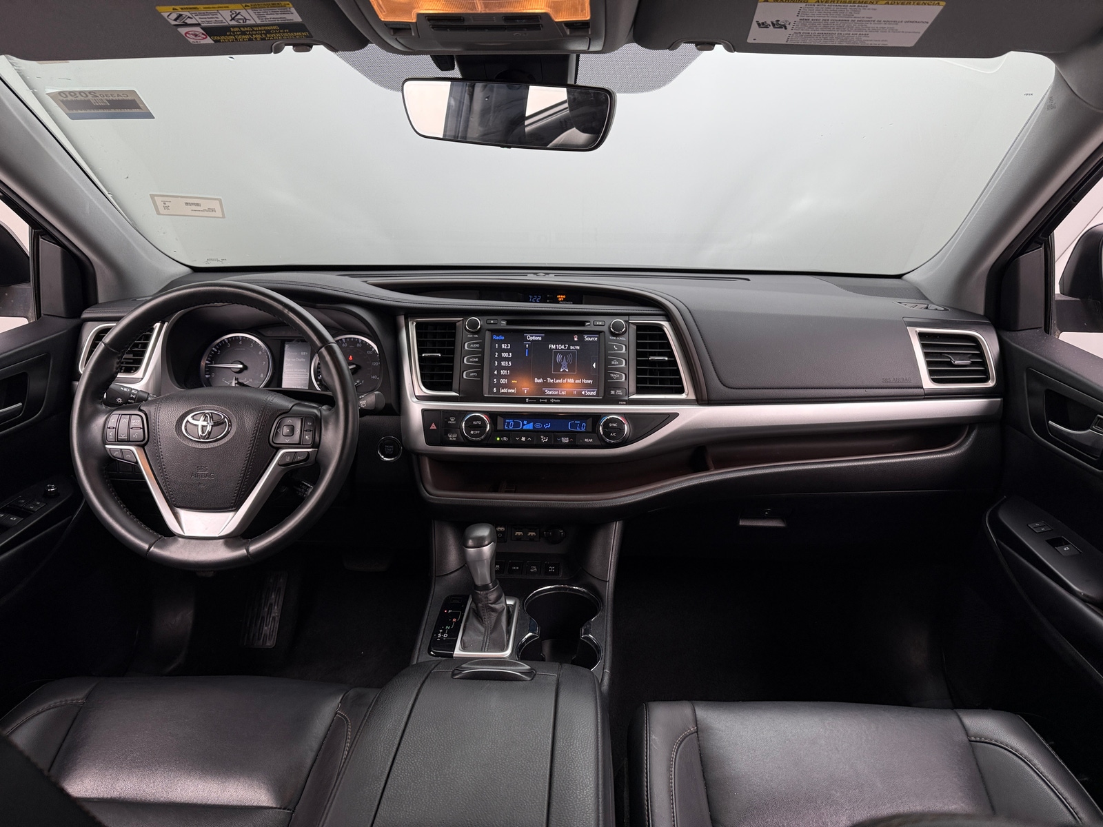 Thumbnail: 2019 Toyota Highlander - 2