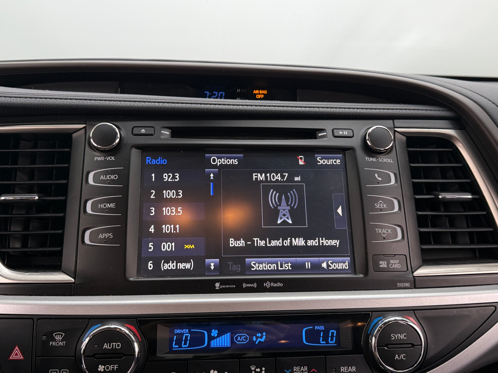 Thumbnail: 2019 Toyota Highlander - 3