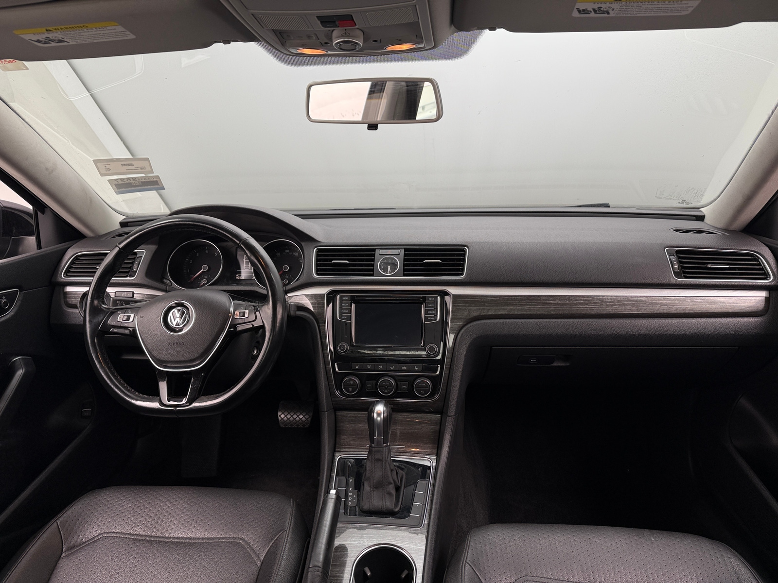 Thumbnail: 2016 Volkswagen Passat - 2