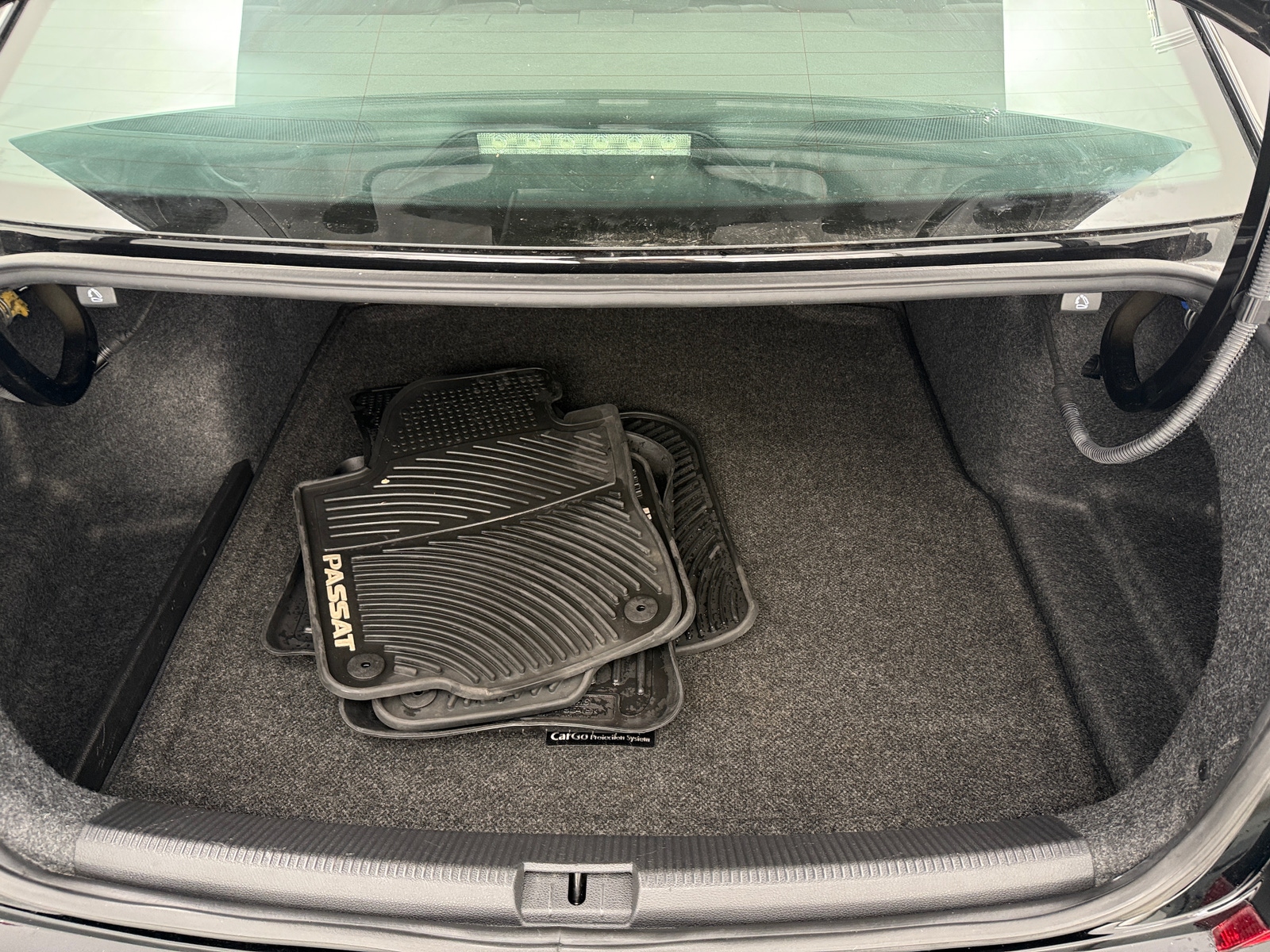 Thumbnail: 2016 Volkswagen Passat - 6