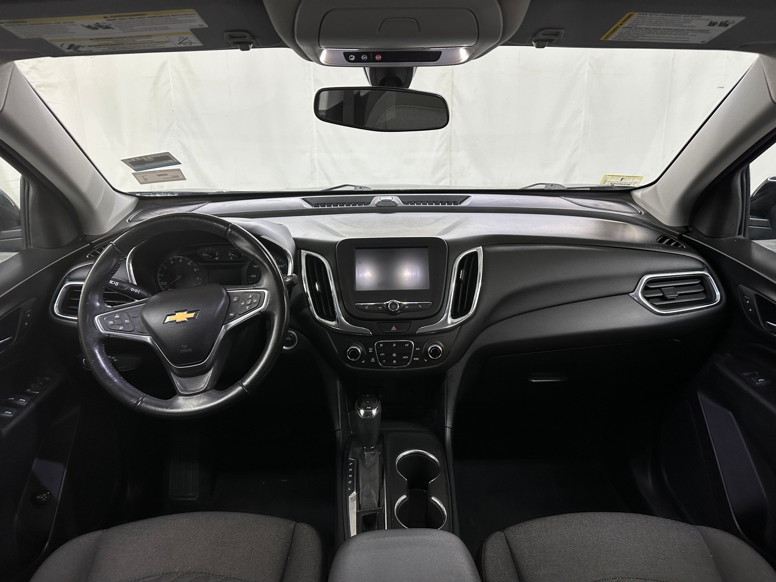 Thumbnail: 2018 Chevrolet Equinox - 3