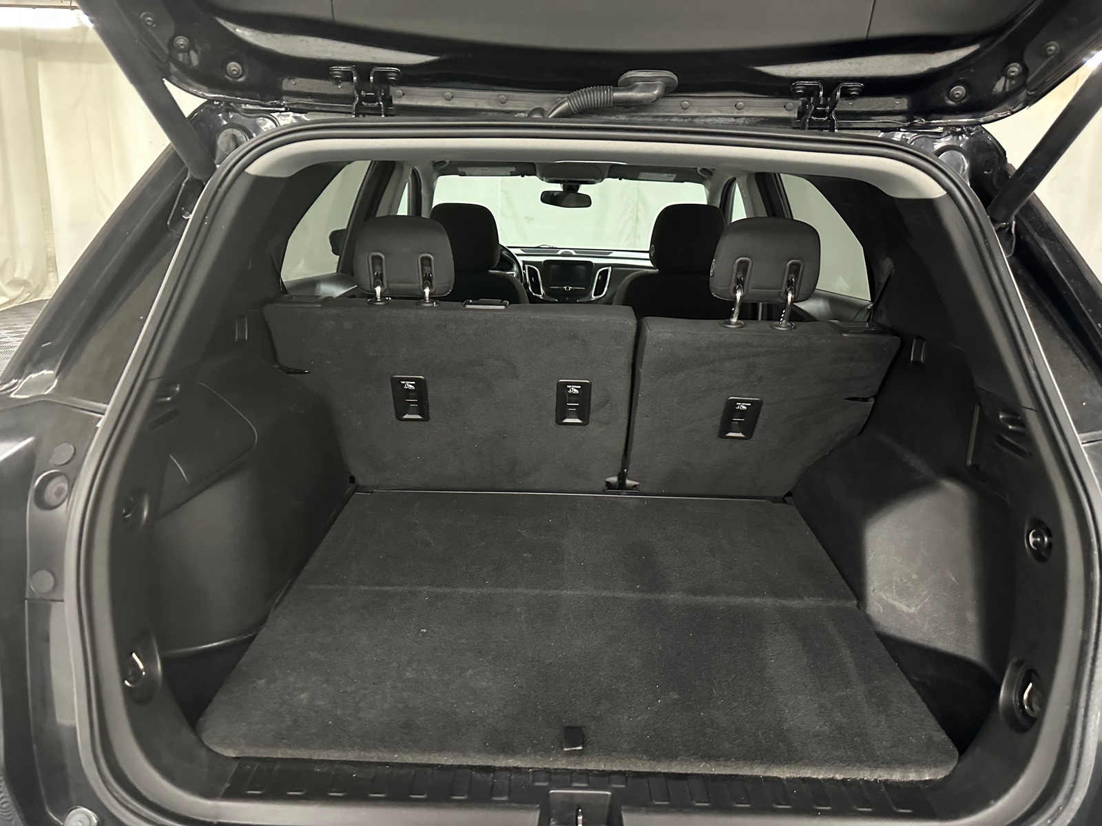 Thumbnail: 2018 Chevrolet Equinox - 7