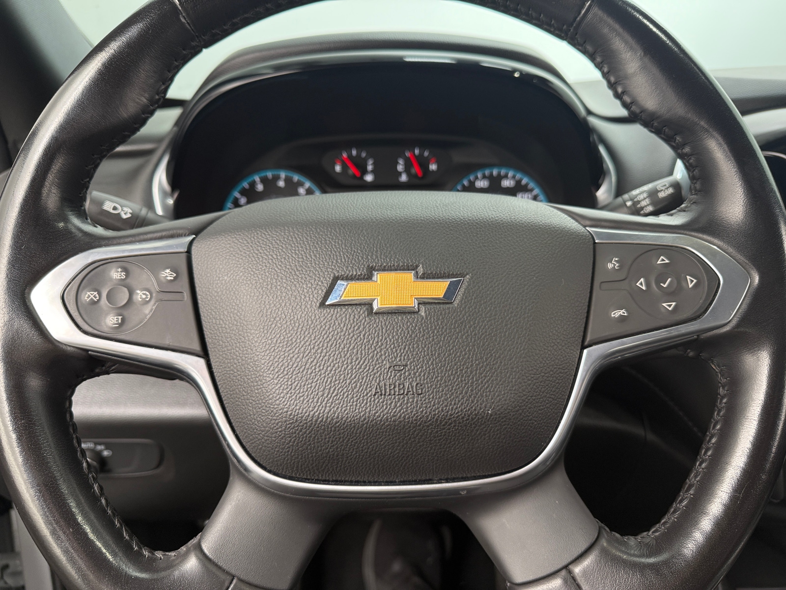 Thumbnail: 2022 Chevrolet Traverse - 5