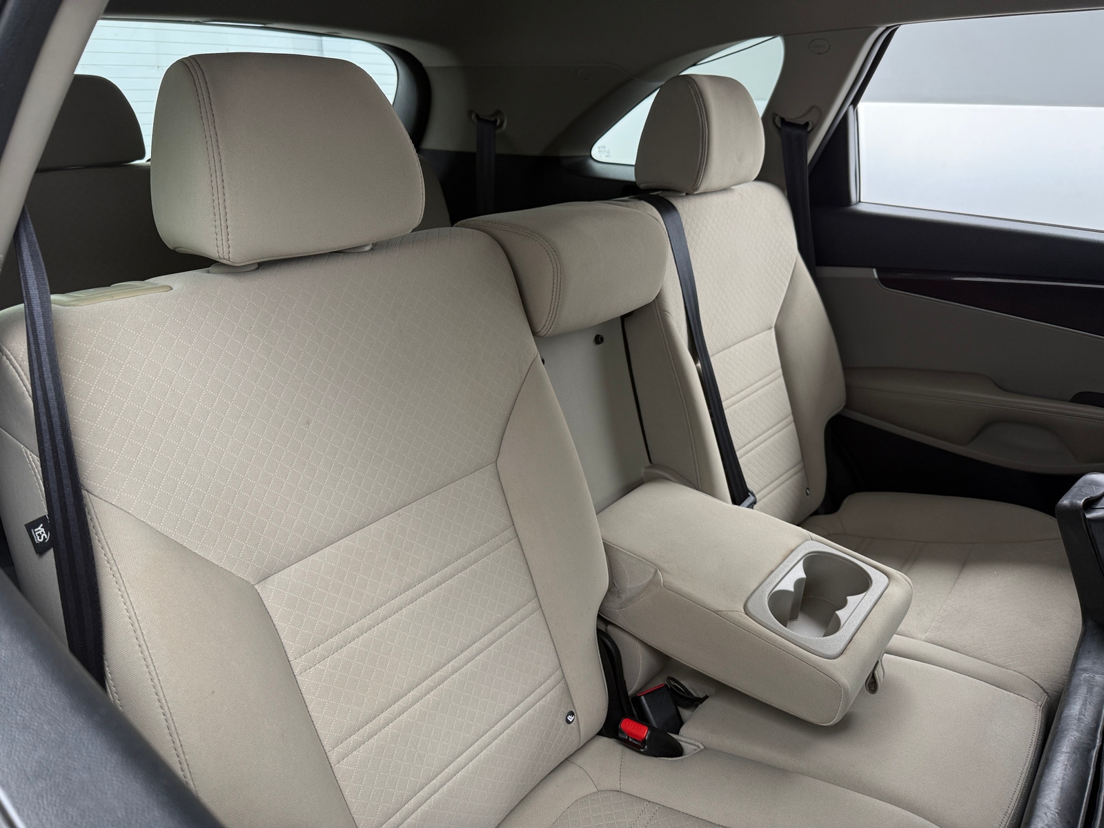 Thumbnail: 2016 Kia Sorento - 6