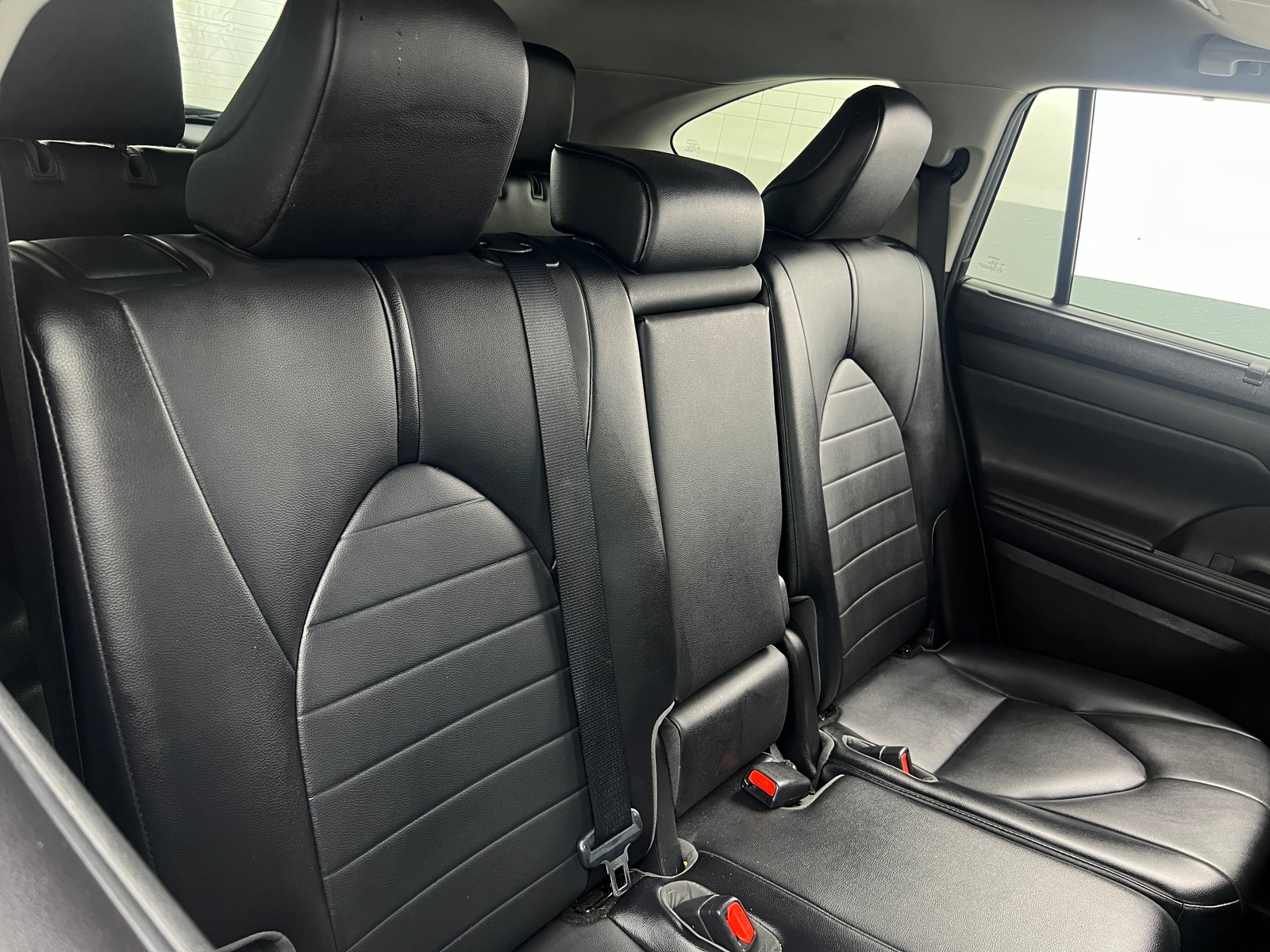 Thumbnail: 2021 Toyota Highlander - 5