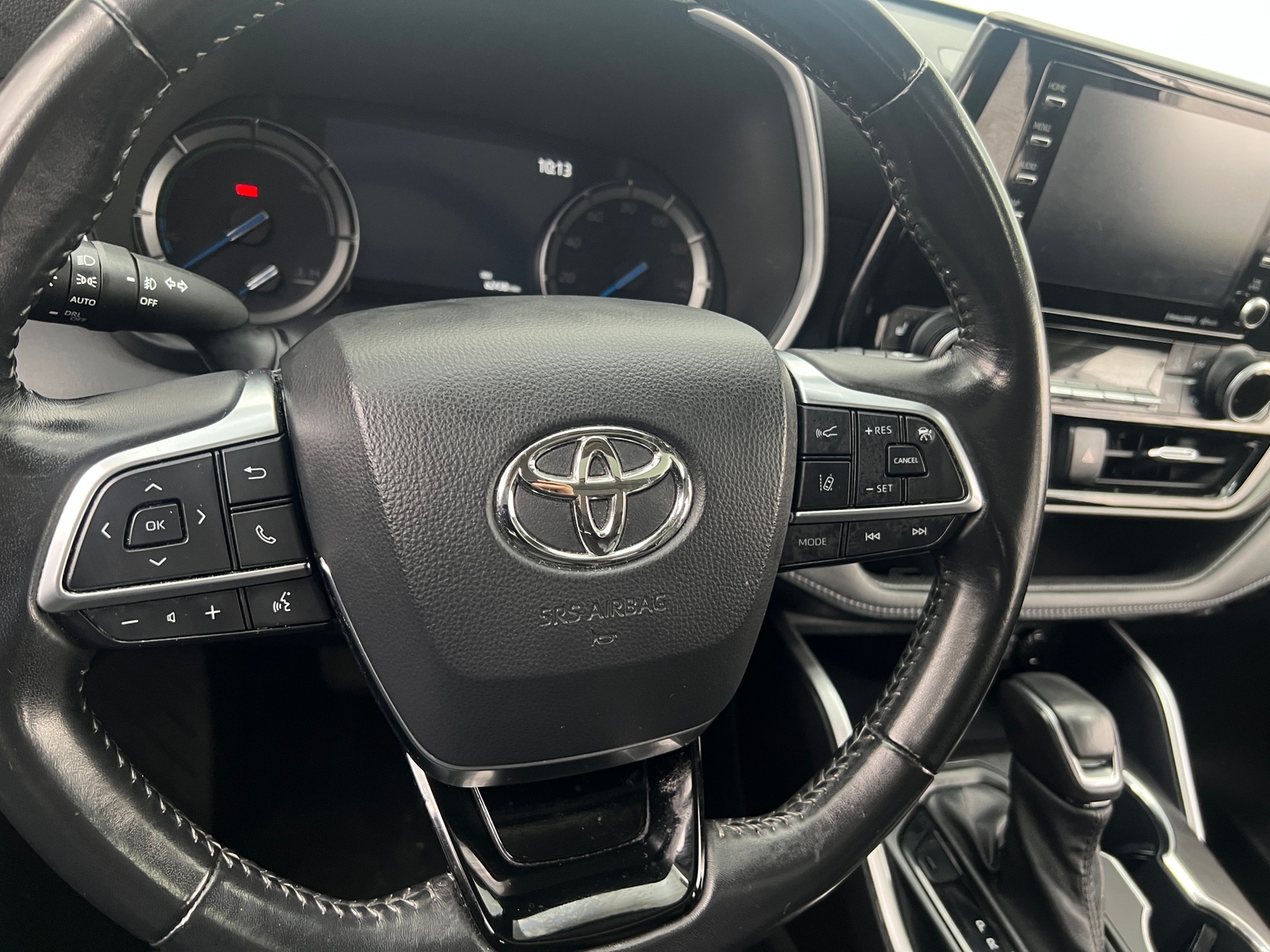 Thumbnail: 2021 Toyota Highlander - 4