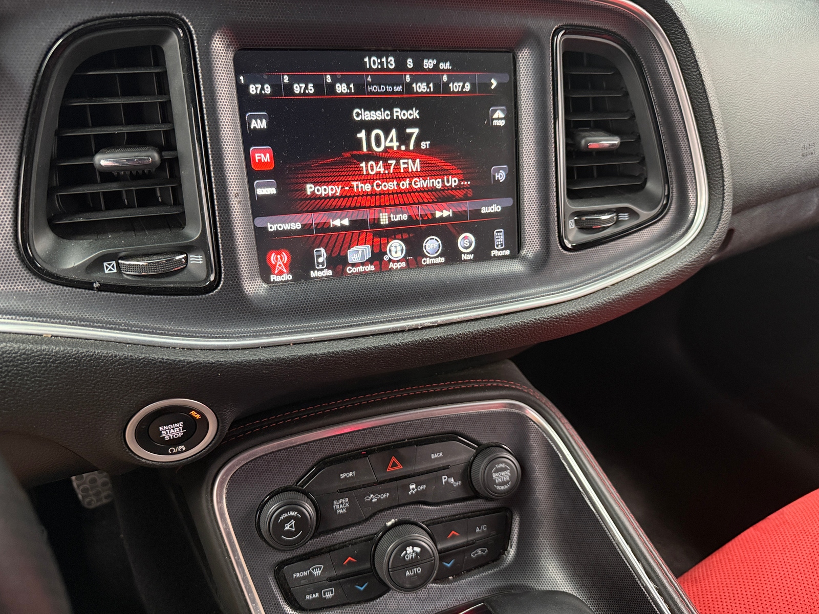Thumbnail: 2016 Dodge Challenger - 3