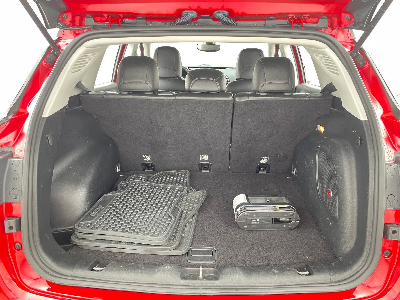 Thumbnail: 2018 Jeep Compass - 6