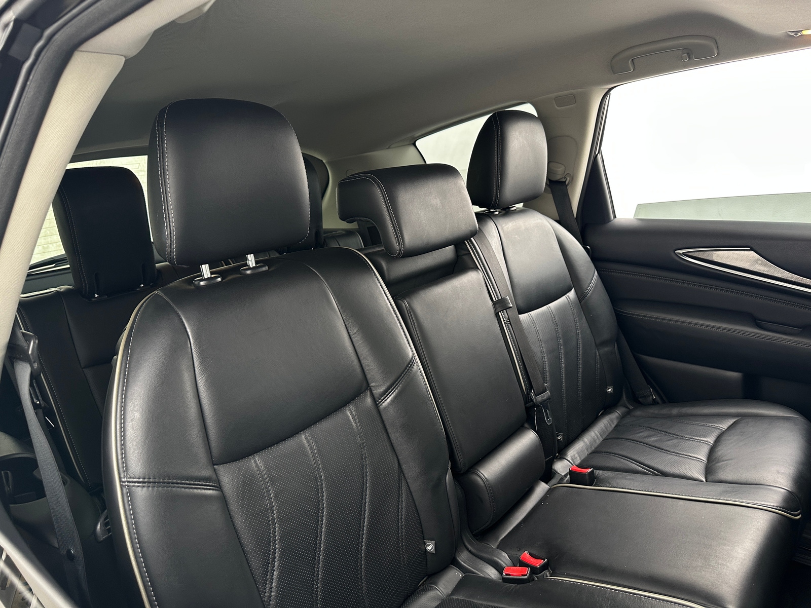 Thumbnail: 2017 INFINITI QX60 - 5