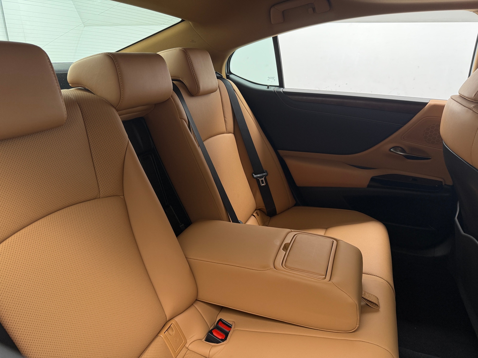 Thumbnail: 2024 Lexus ES - 5