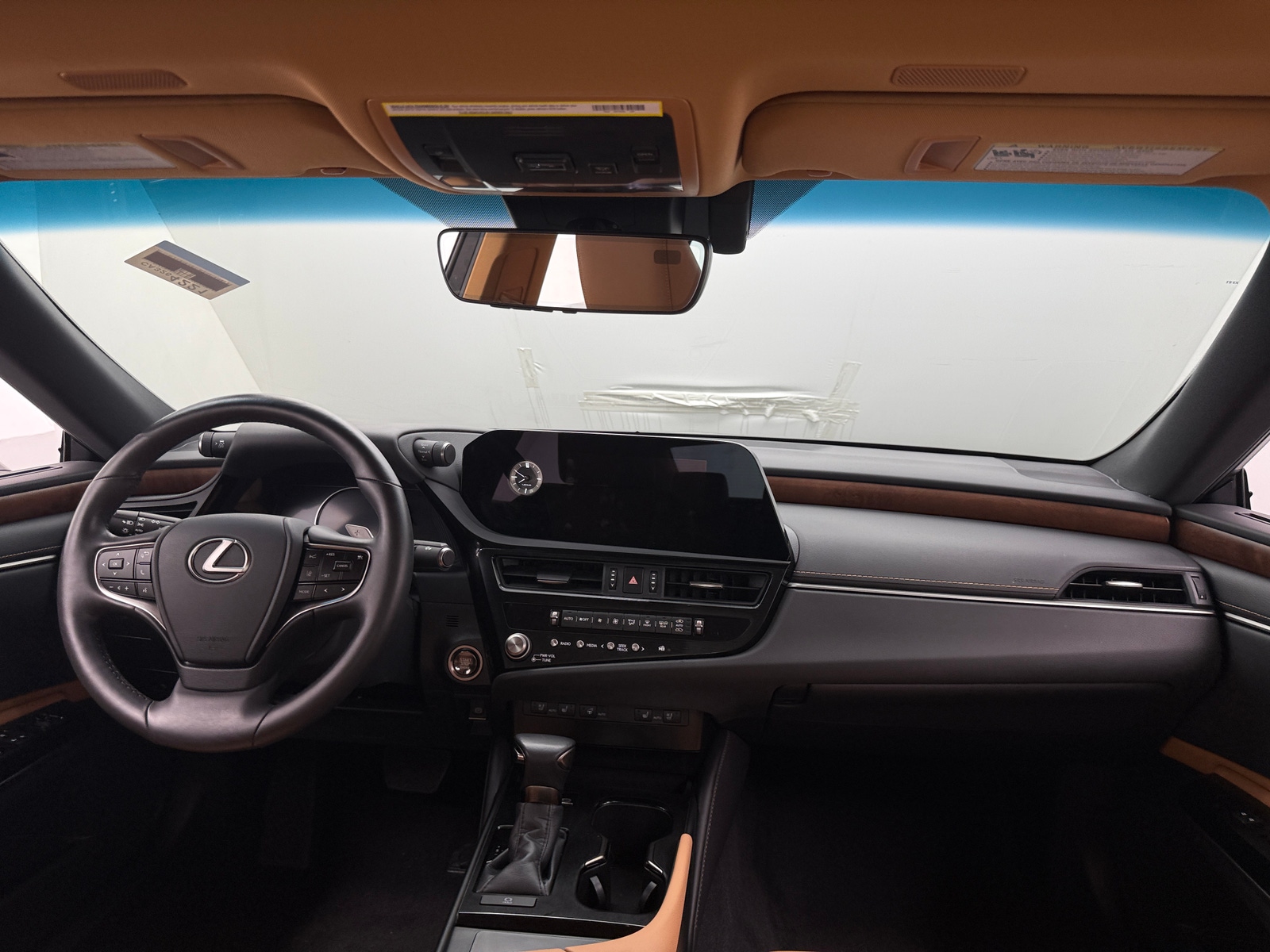 Thumbnail: 2024 Lexus ES - 2