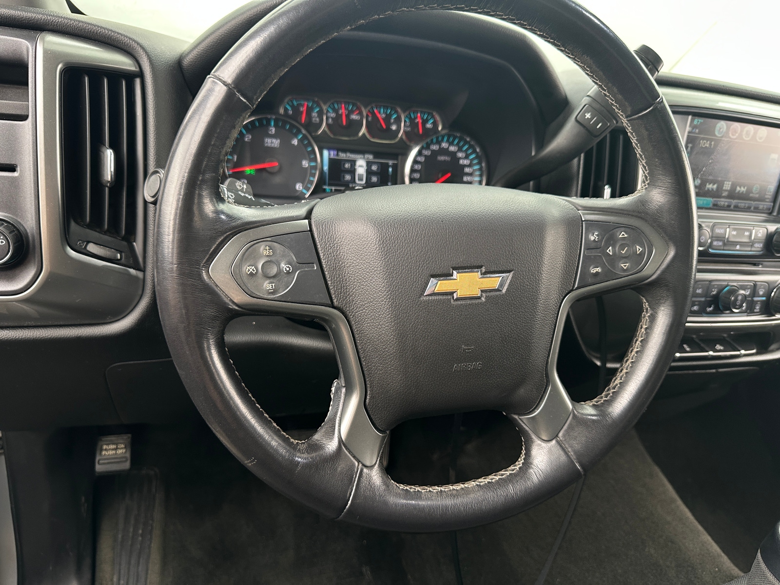 Thumbnail: 2018 Chevrolet Silverado 1500 - 5