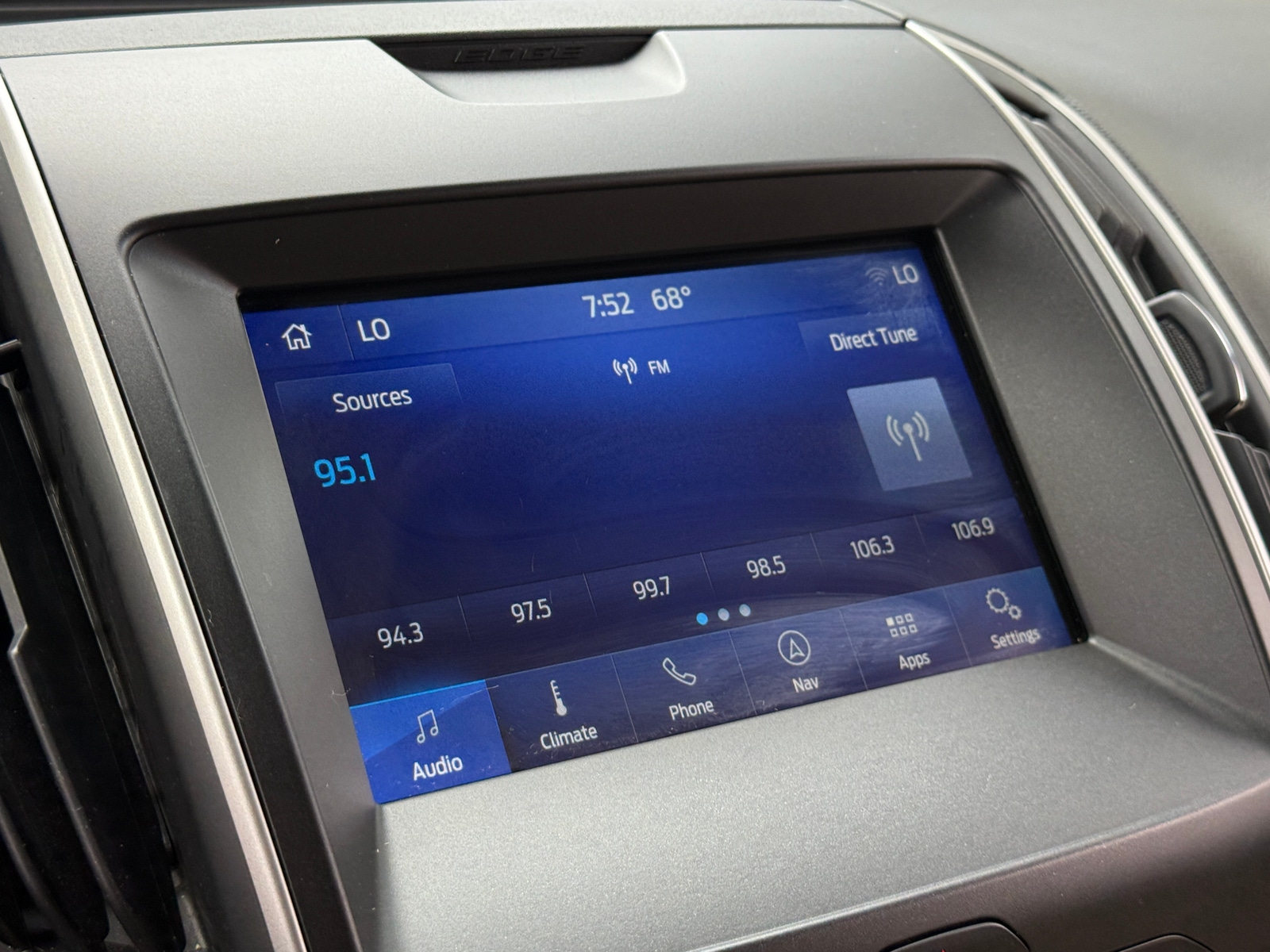 Thumbnail: 2020 Ford Edge - 3
