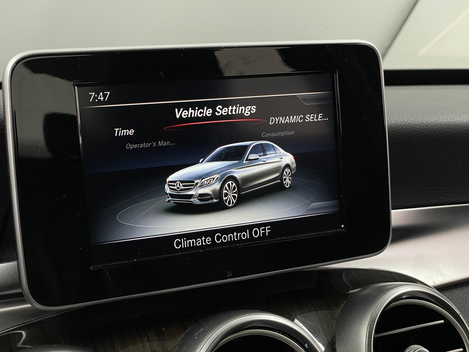 Thumbnail: 2017 Mercedes-Benz C-Class - 3