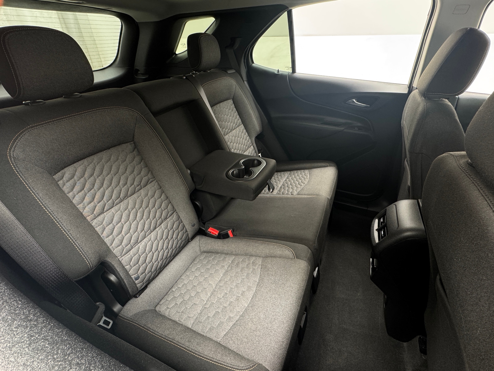 Thumbnail: 2018 Chevrolet Equinox - 6
