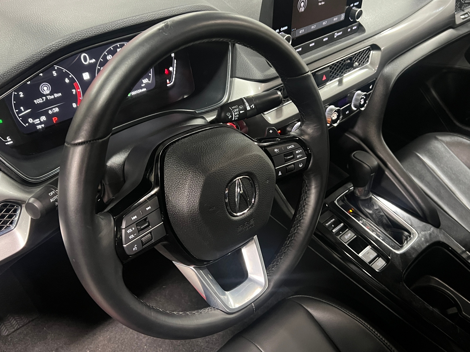 Thumbnail: 2025 Acura Integra - 4