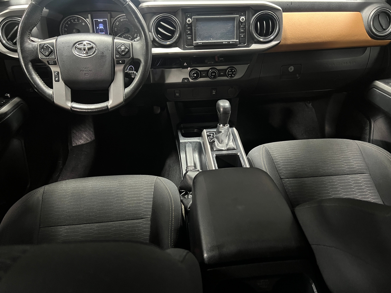 Thumbnail: 2017 Toyota Tacoma - 3