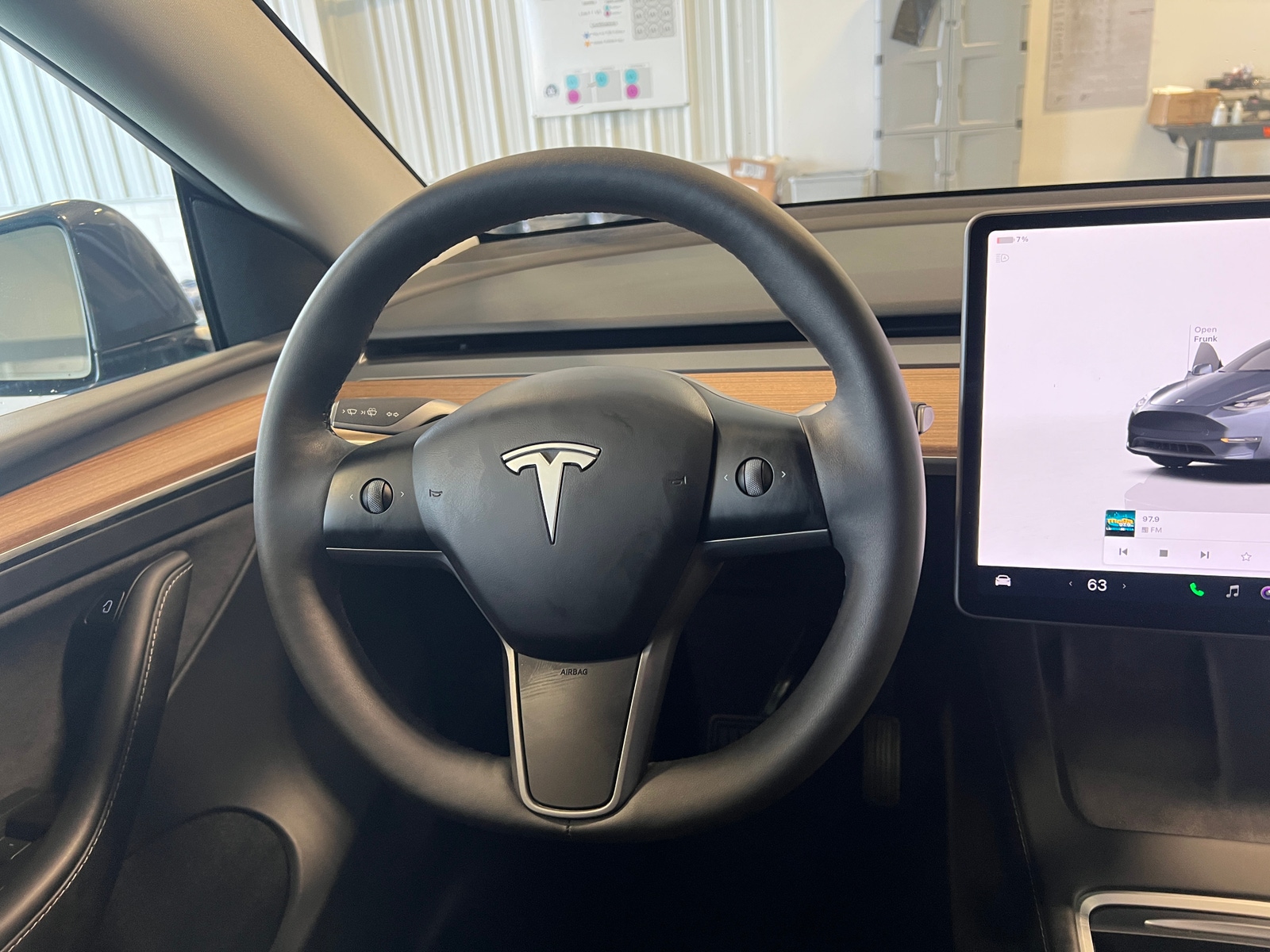 Thumbnail: 2023 Tesla Model Y - 4