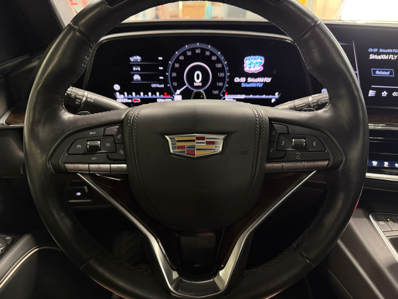 Thumbnail: 2022 Cadillac Escalade - 4
