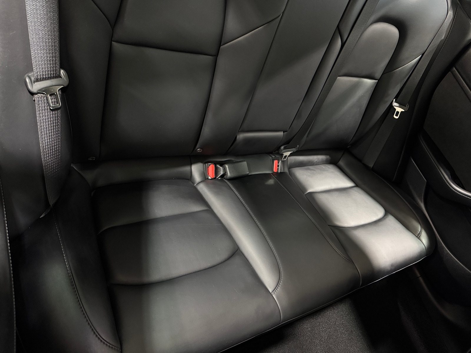 Thumbnail: 2022 Tesla Model 3 - 5