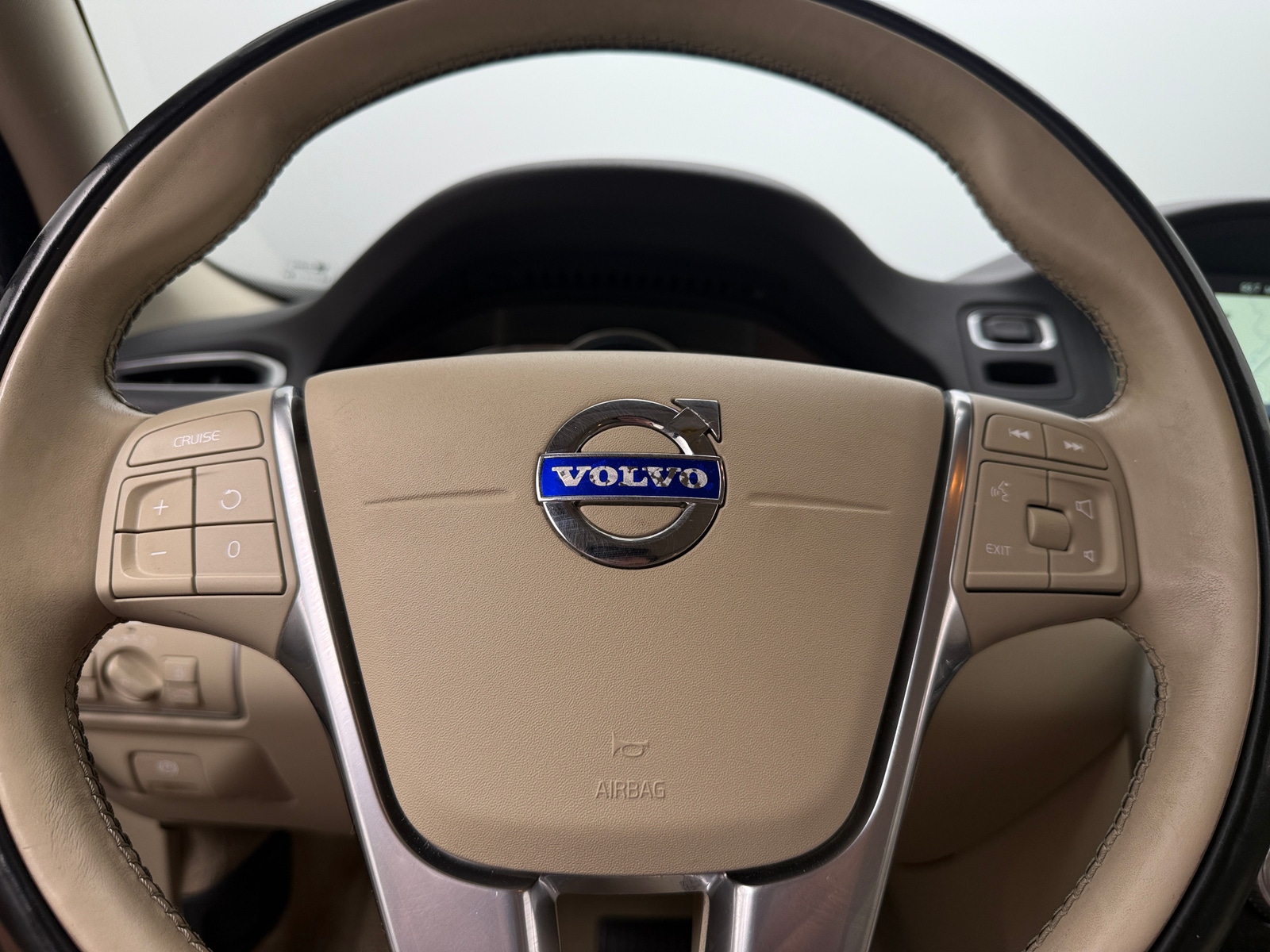 Thumbnail: 2016 Volvo XC70 - 4