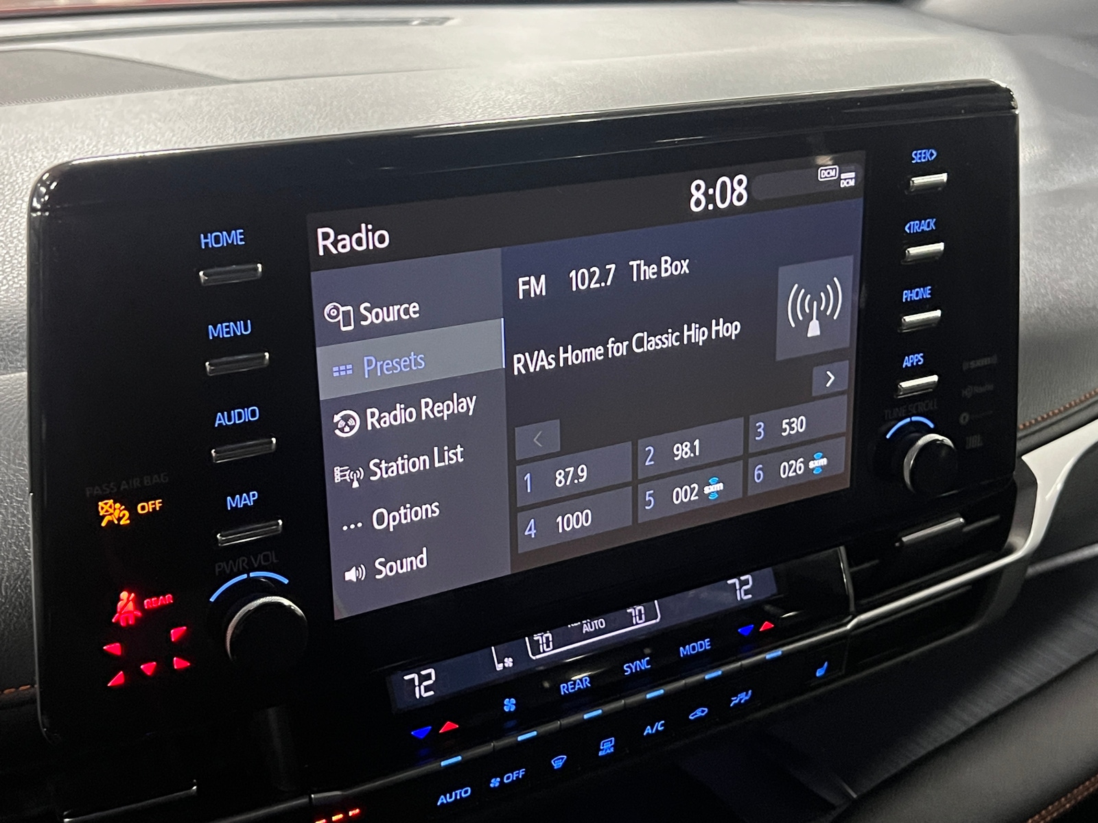 Thumbnail: 2021 Toyota Sienna - 3