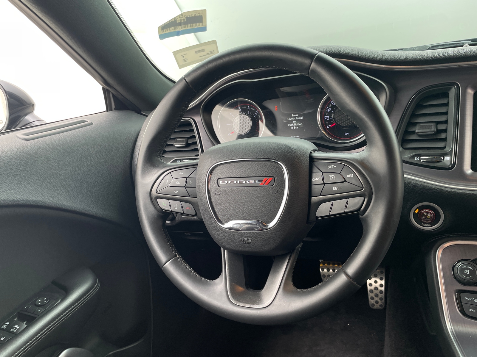 Thumbnail: 2016 Dodge Challenger - 4