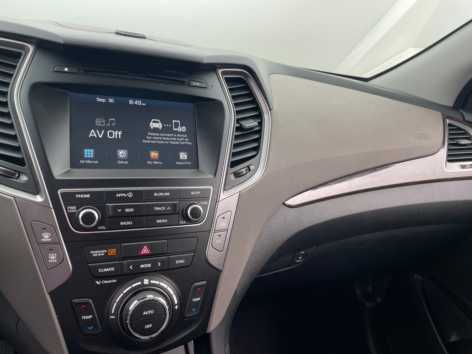 Thumbnail: 2018 Hyundai Santa Fe - 4