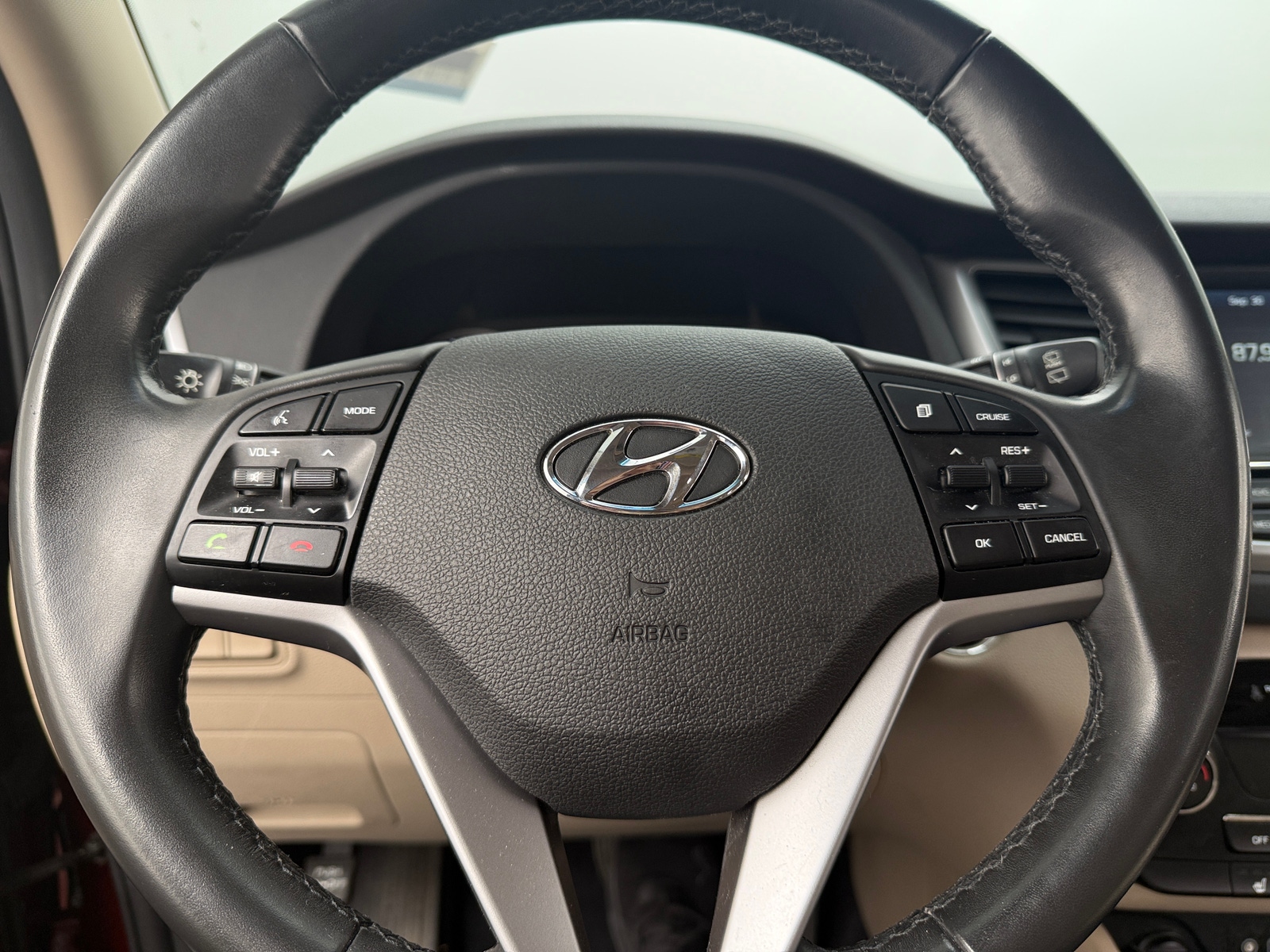 Thumbnail: 2018 Hyundai Tucson - 5