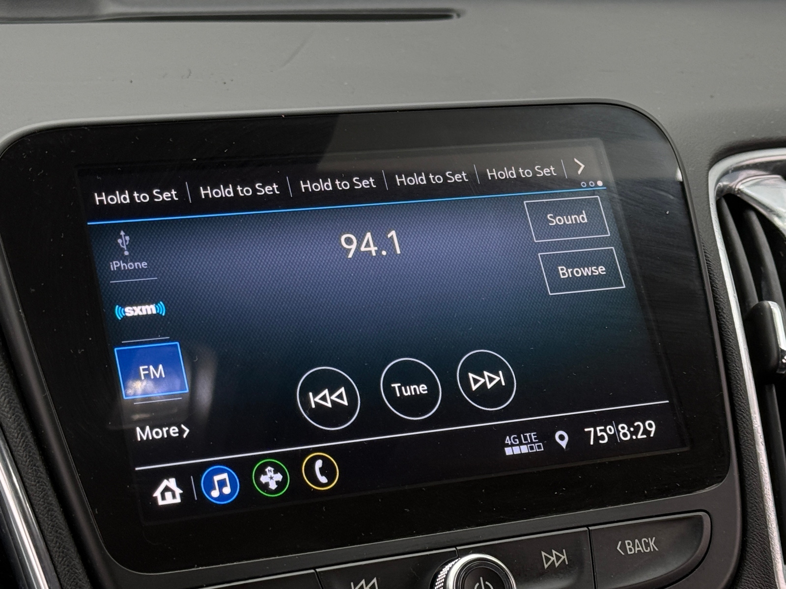 Thumbnail: 2020 Chevrolet Malibu - 4