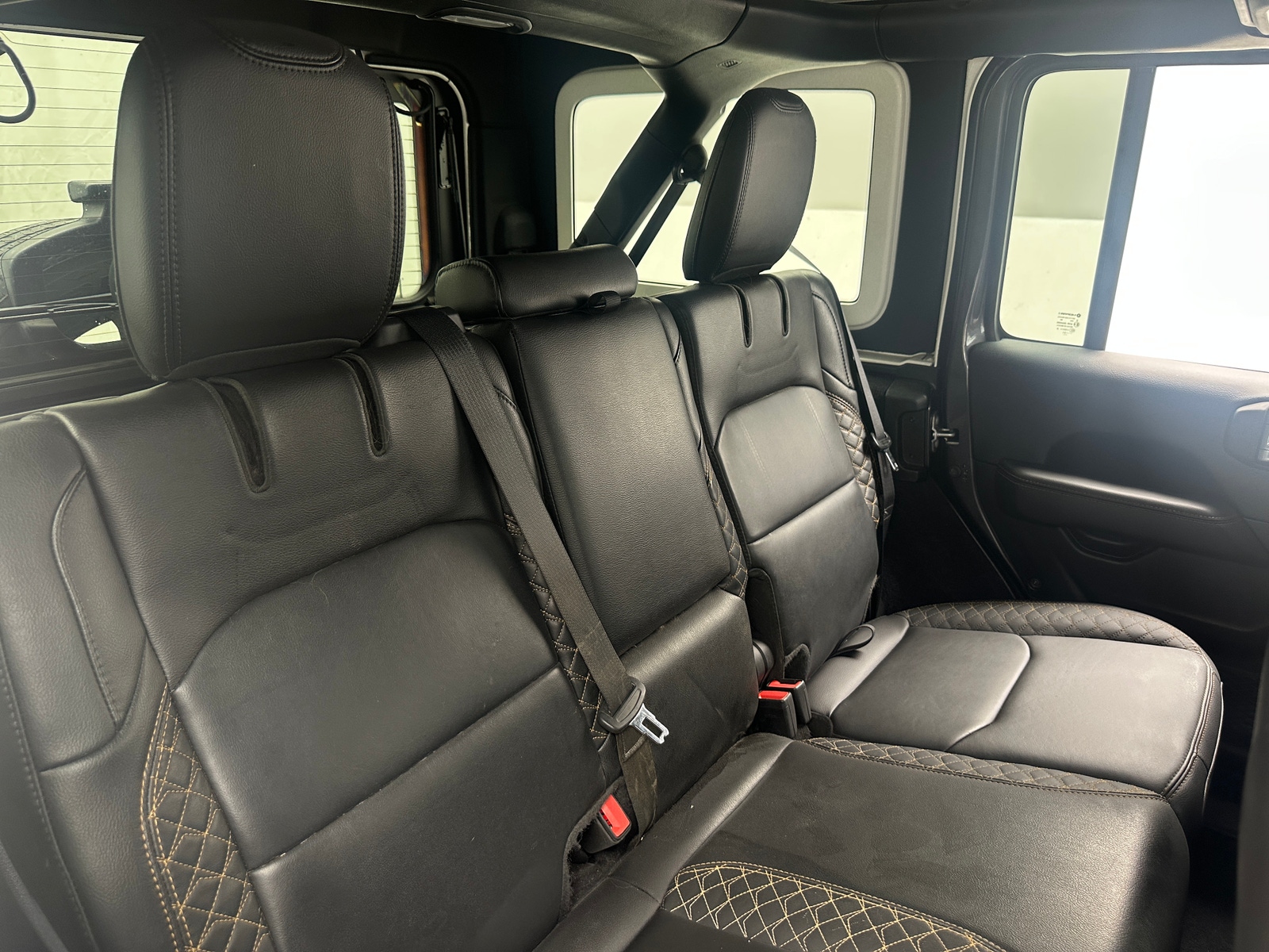 Thumbnail: 2021 Jeep Wrangler - 5
