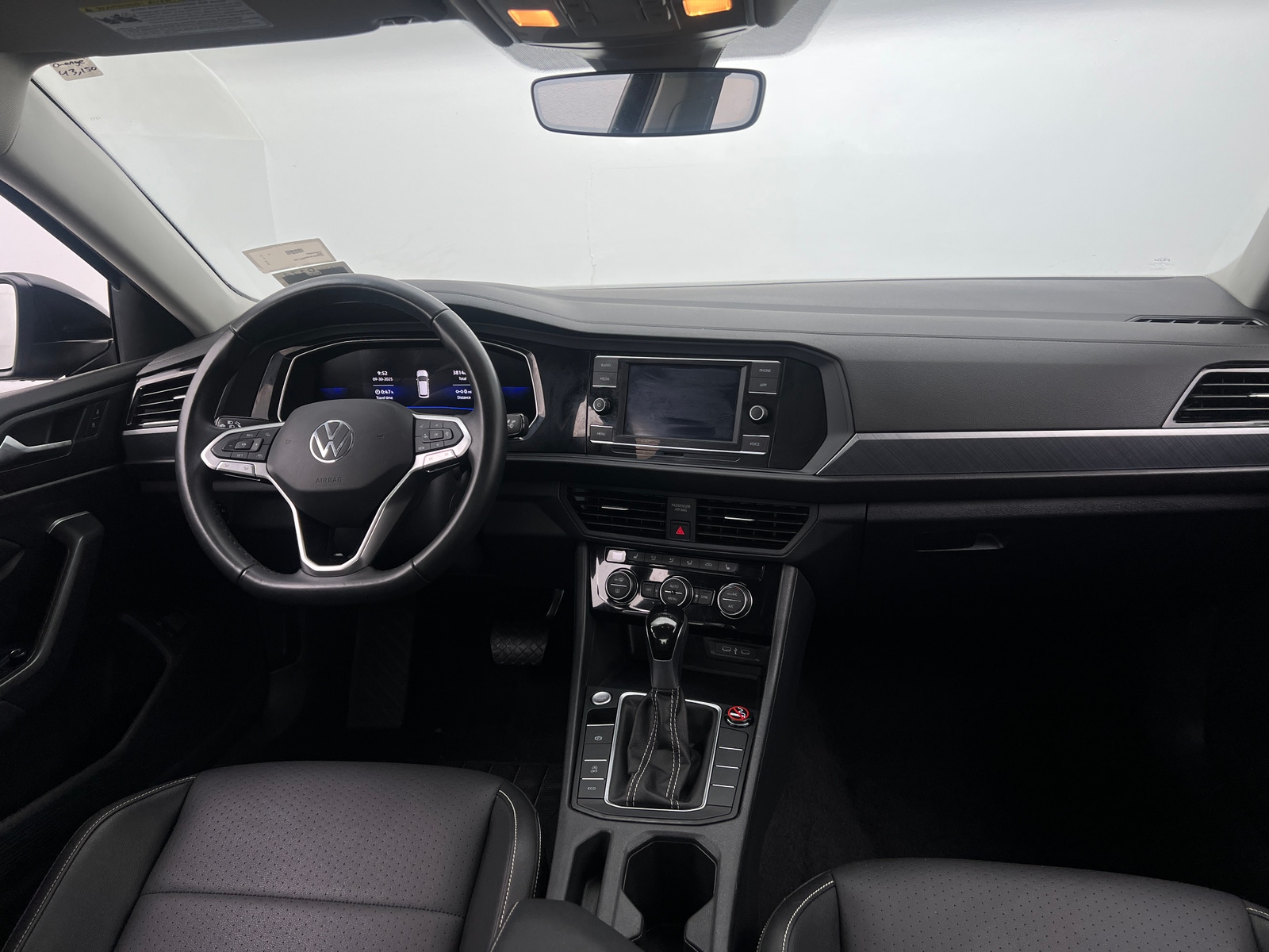 Thumbnail: 2024 Volkswagen Jetta - 2