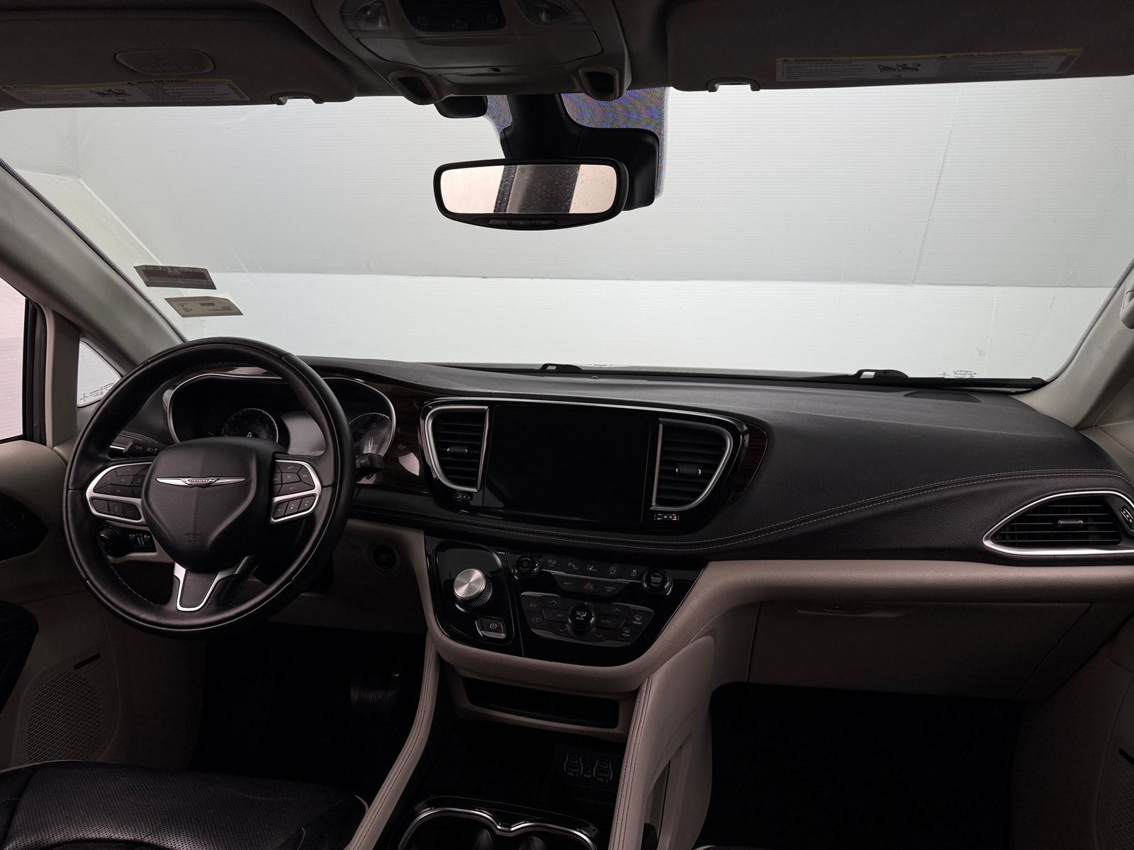 Thumbnail: 2022 Chrysler Pacifica - 2
