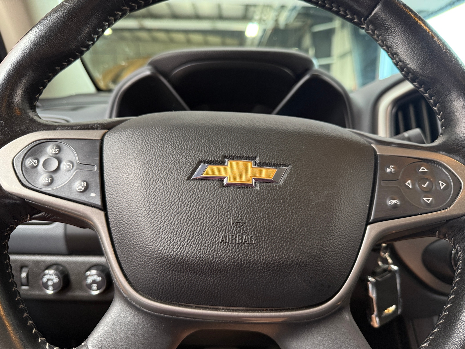 Thumbnail: 2020 Chevrolet Colorado - 5