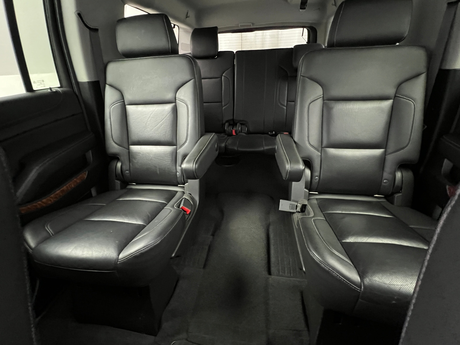 Thumbnail: 2019 Chevrolet Suburban - 5