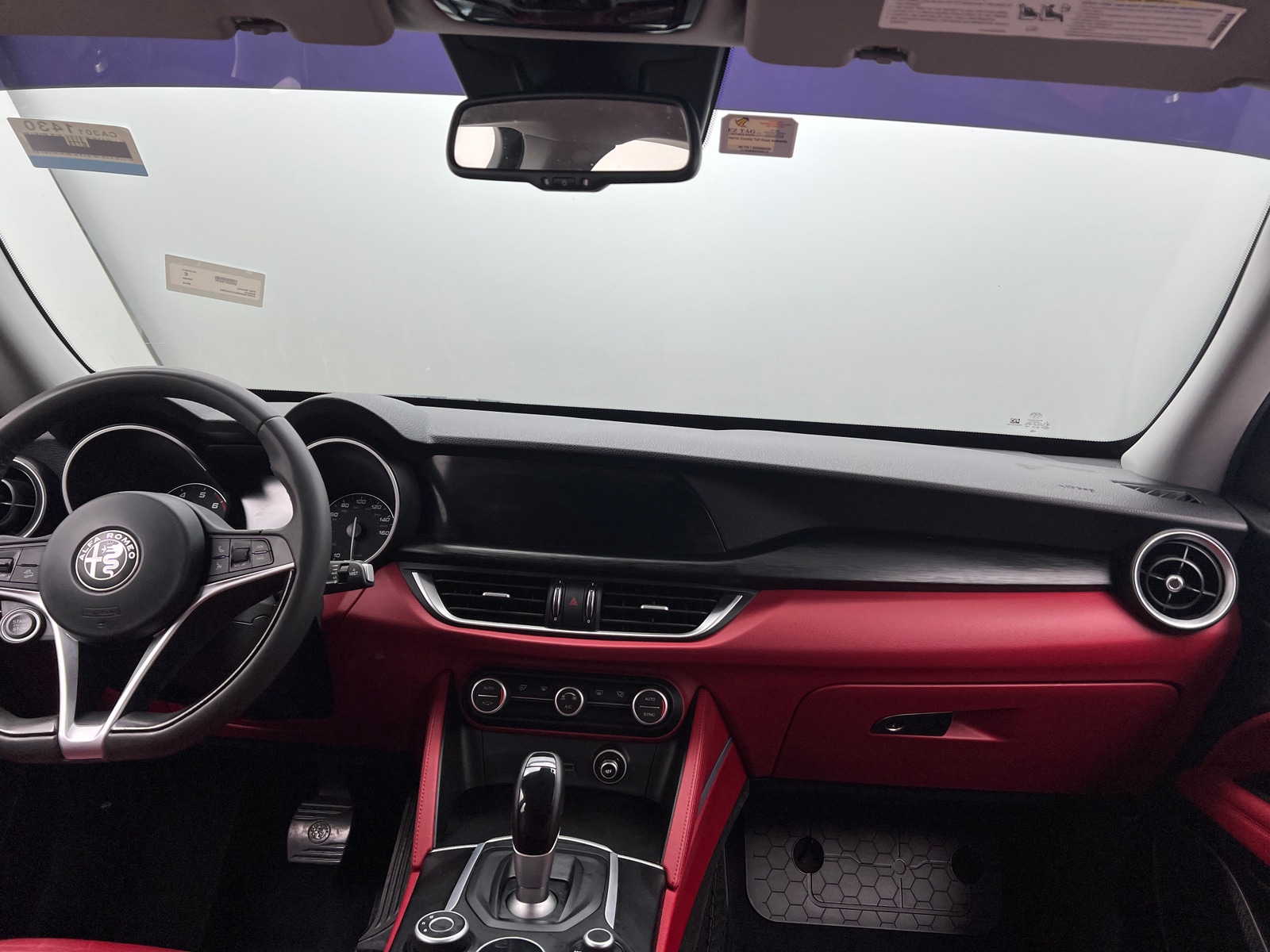 Thumbnail: 2018 Alfa Romeo Stelvio - 2