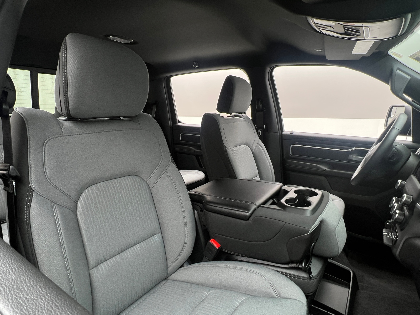 Thumbnail: 2024 RAM 1500 - 2