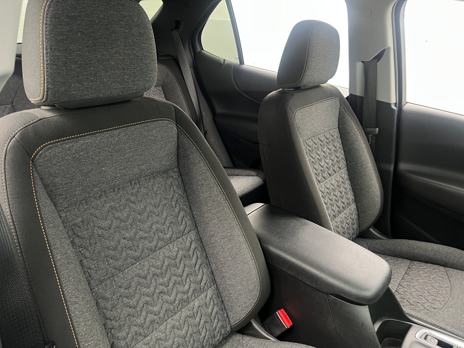 Thumbnail: 2022 Chevrolet Equinox - 2