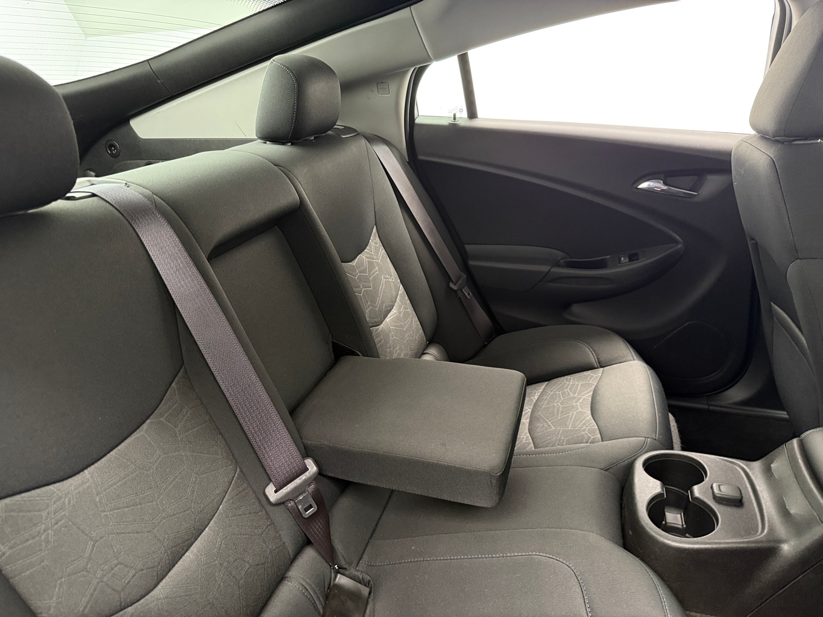 Thumbnail: 2017 Chevrolet Volt - 6
