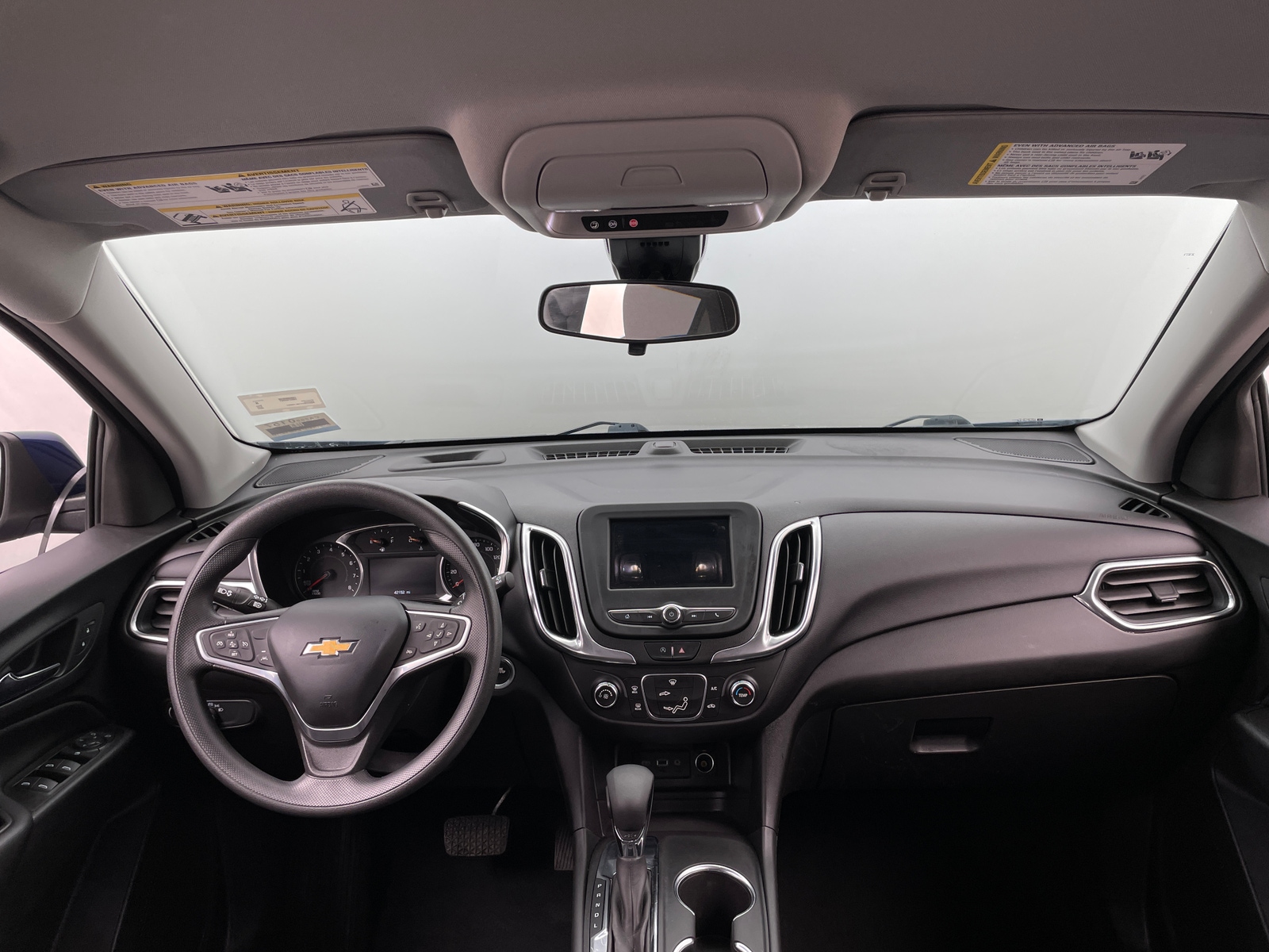 Thumbnail: 2022 Chevrolet Equinox - 3