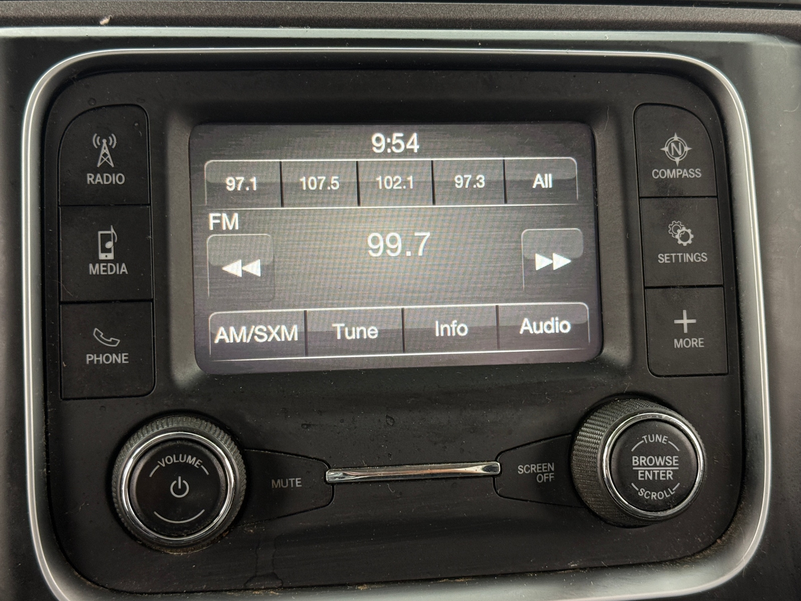 Thumbnail: 2021 RAM 1500 Classic - 2