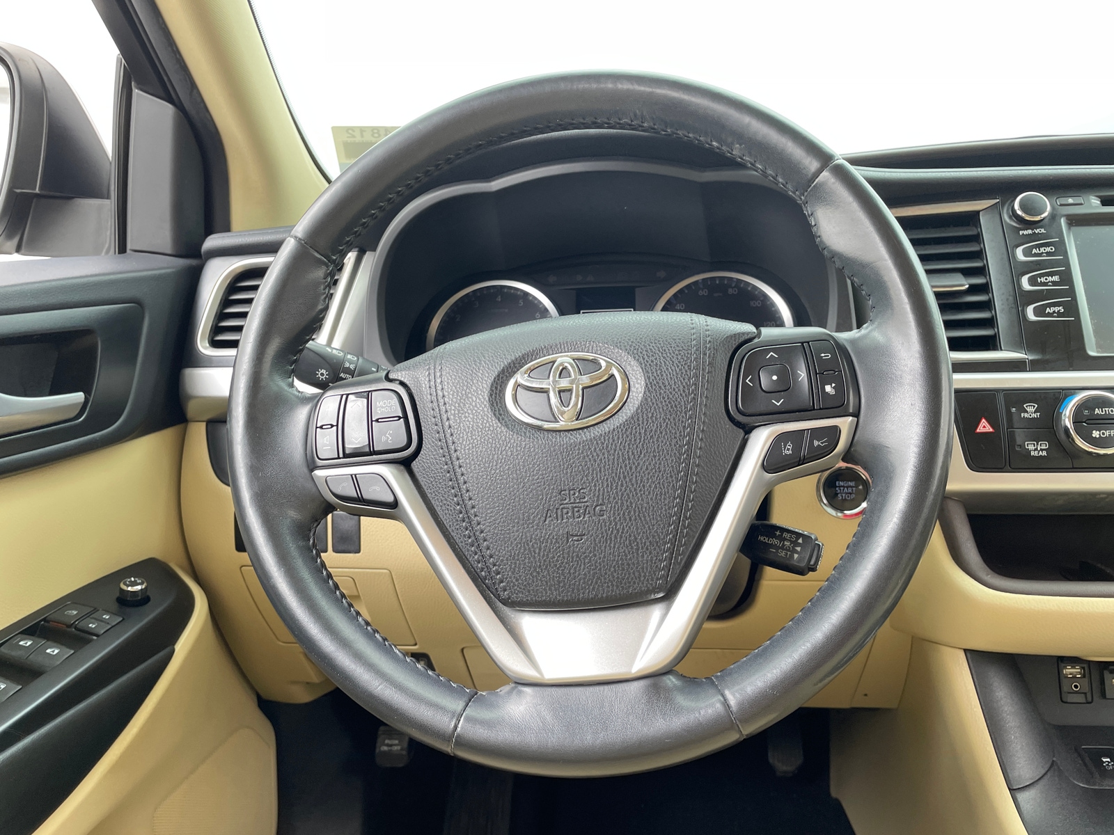 Thumbnail: 2019 Toyota Highlander - 4