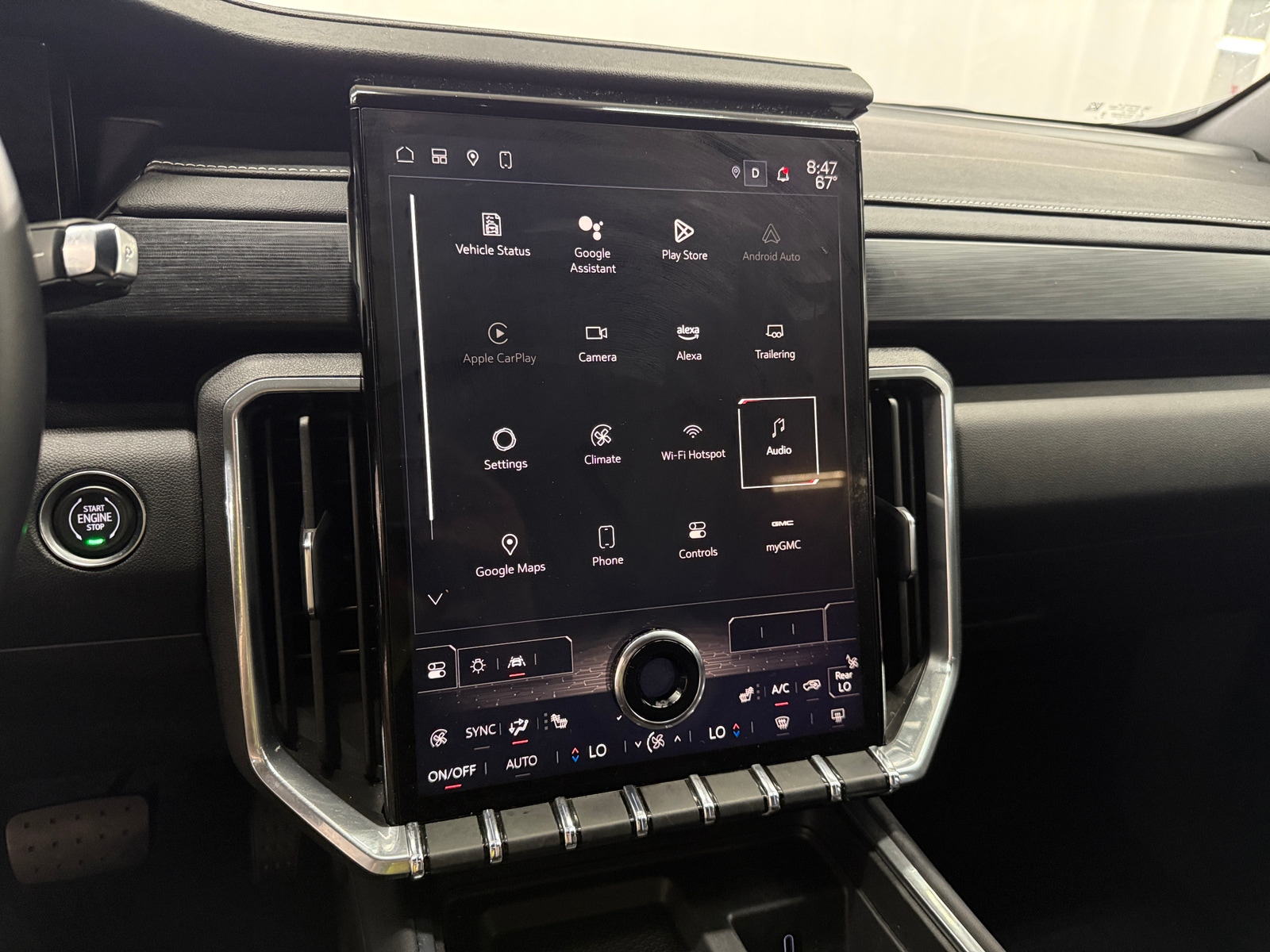 Thumbnail: 2025 GMC Acadia - 4