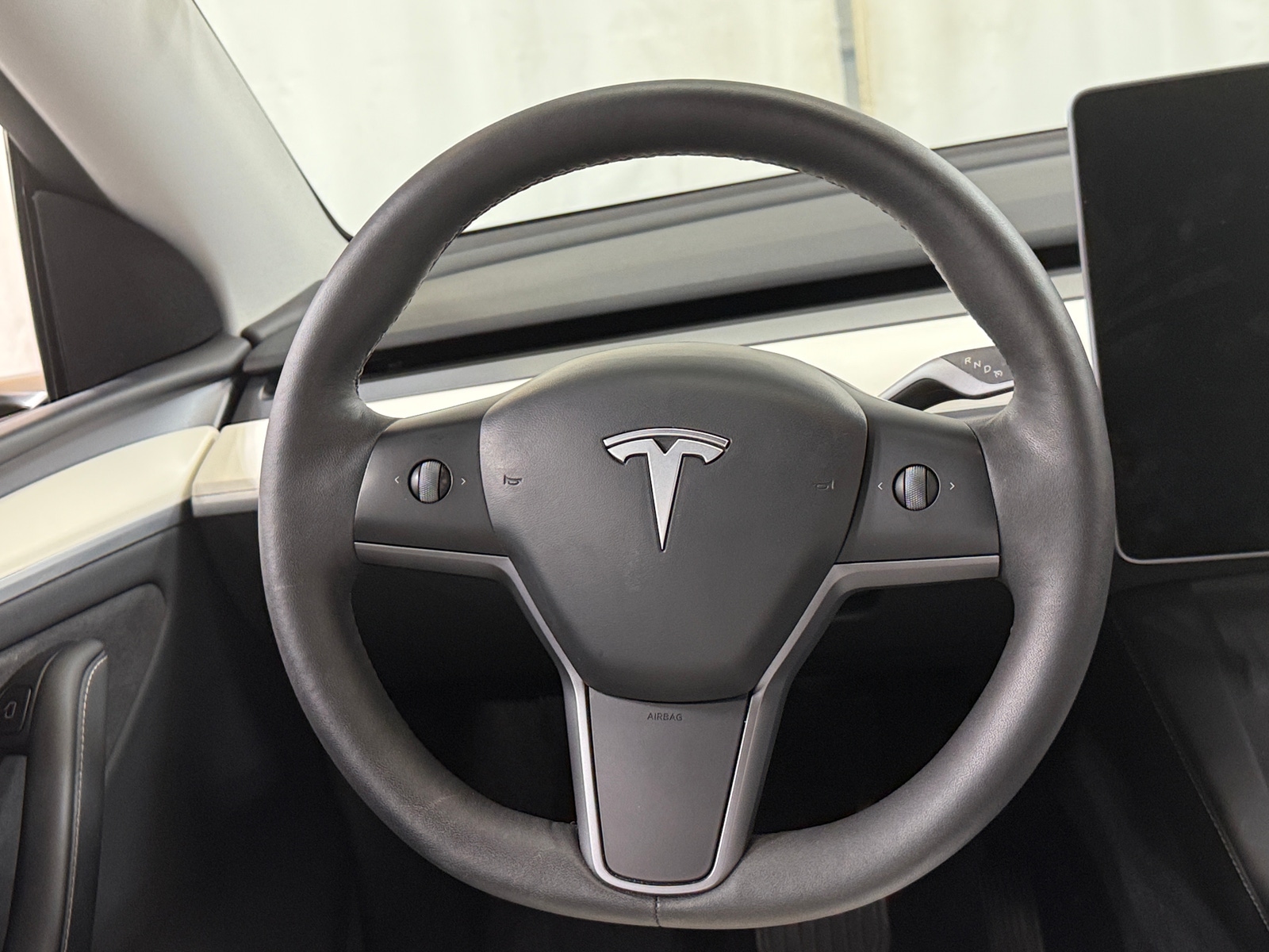Thumbnail: 2023 Tesla Model Y - 4