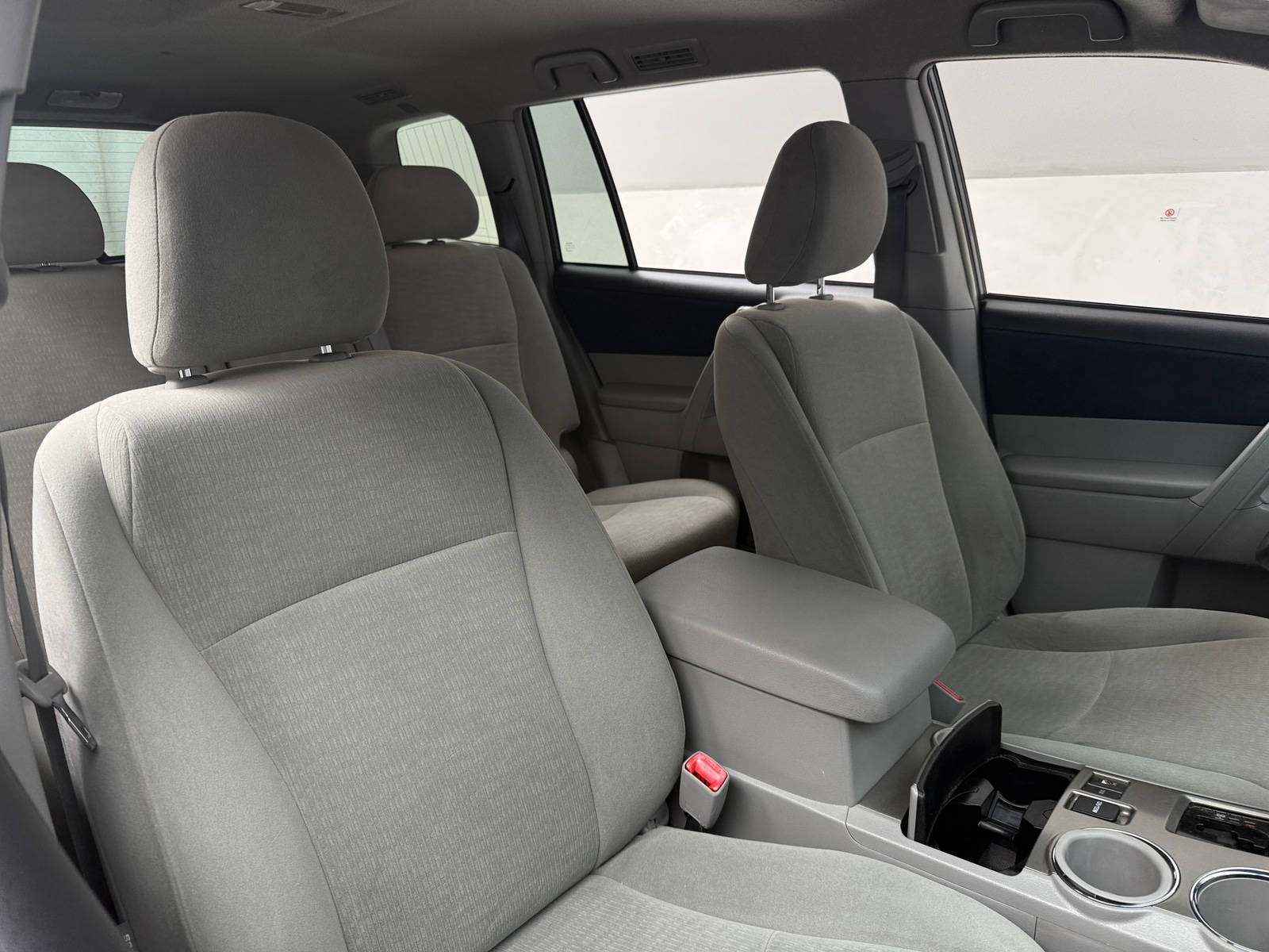 Thumbnail: 2013 Toyota Highlander - 2