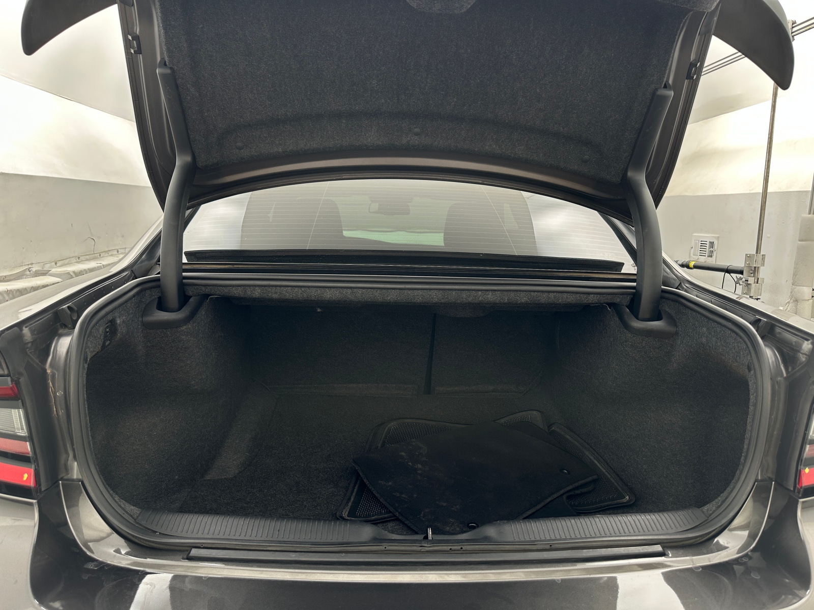 Thumbnail: 2021 Dodge Charger - 7