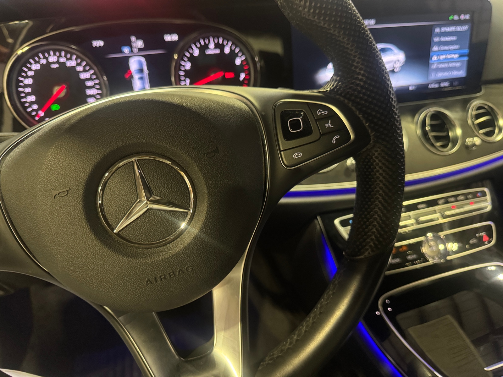 Thumbnail: 2017 Mercedes-Benz E-Class - 3