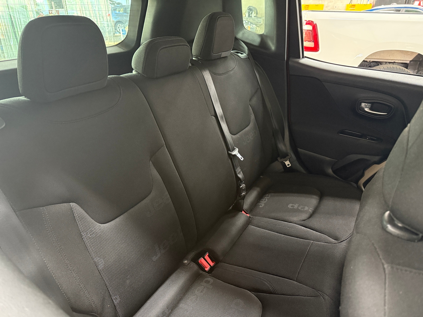 Thumbnail: 2016 Jeep Renegade - 6